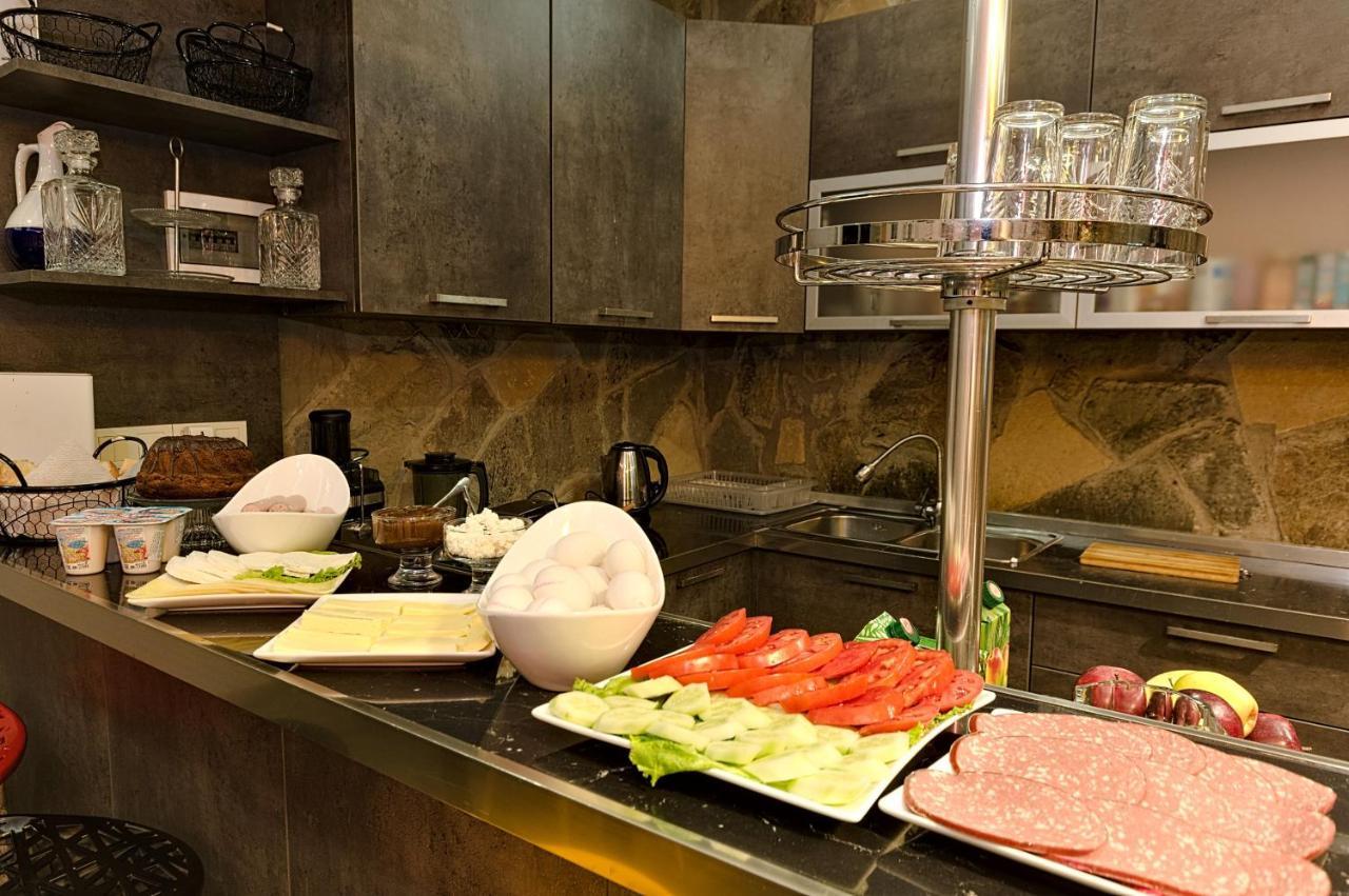 Hotel Majestic Tbilisi Bagian luar foto